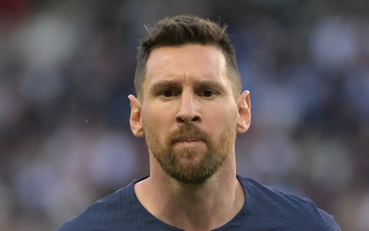 Zdjęcie W jakim kraju gra Messi? Odkryj jego nową karierę w USA