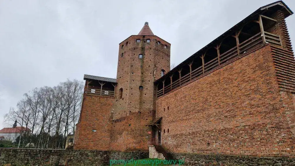 Zdjęcie Zamek w Rawie Mazowieckiej: Historia, tajemnice i architektura