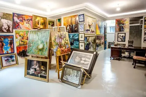 Zdjęcie Galeria sztuki współczesnej Foksal 17 - olejne obrazy w Warszawie