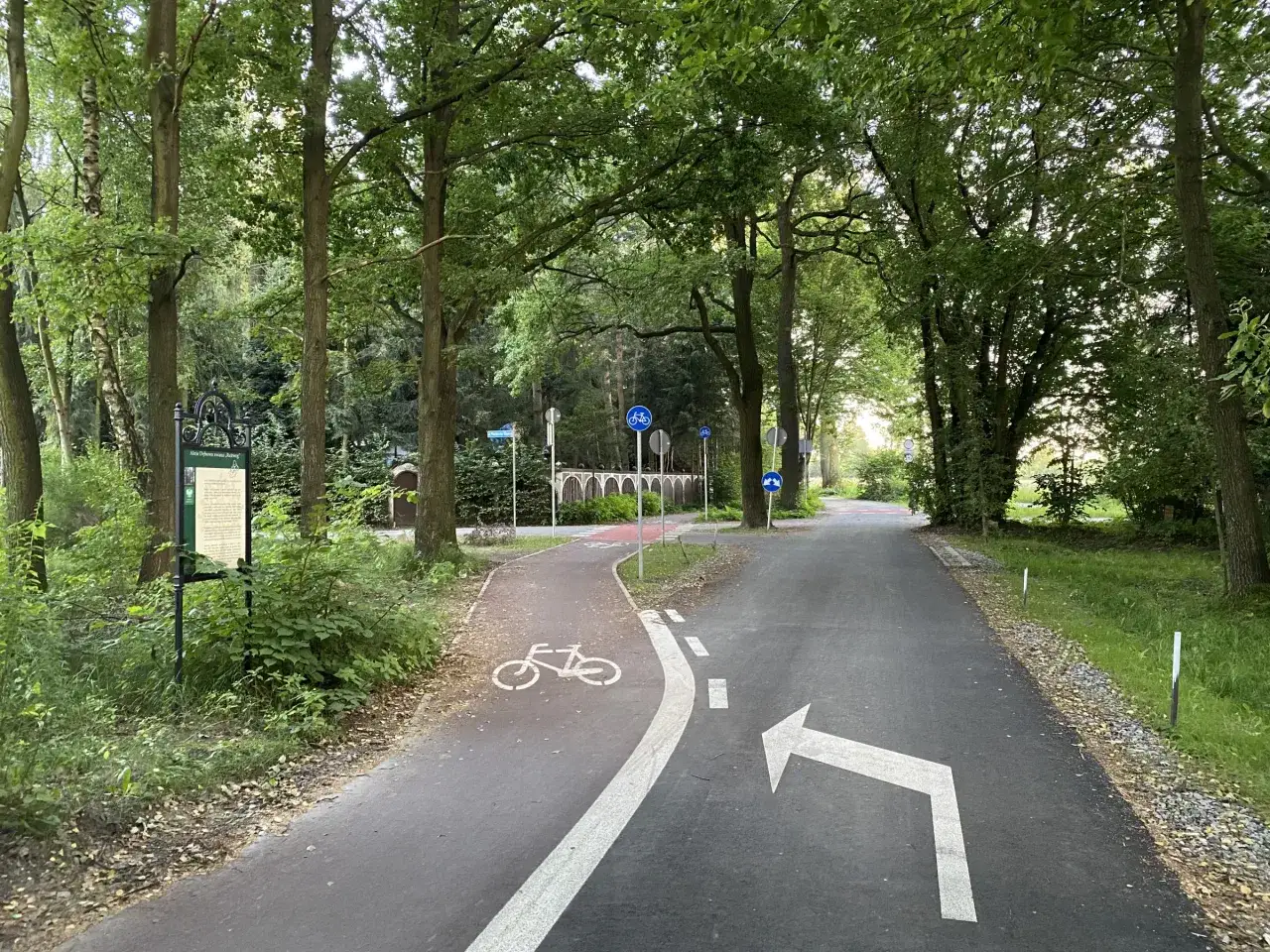 Zdjęcie Trasa rowerowa Tychy Pszczyna - odkryj malownicze szlaki i atrakcje