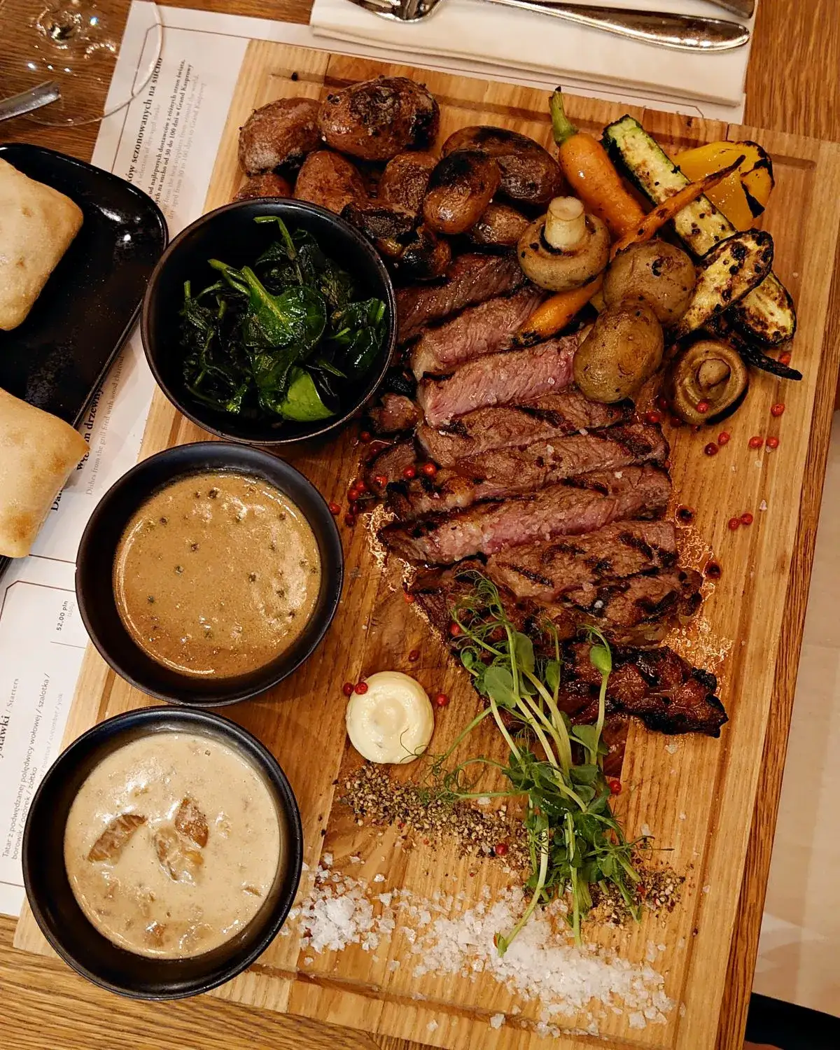 Zdjęcie Kuchnia regionalna Zakopane: Smaki, które musisz spróbować