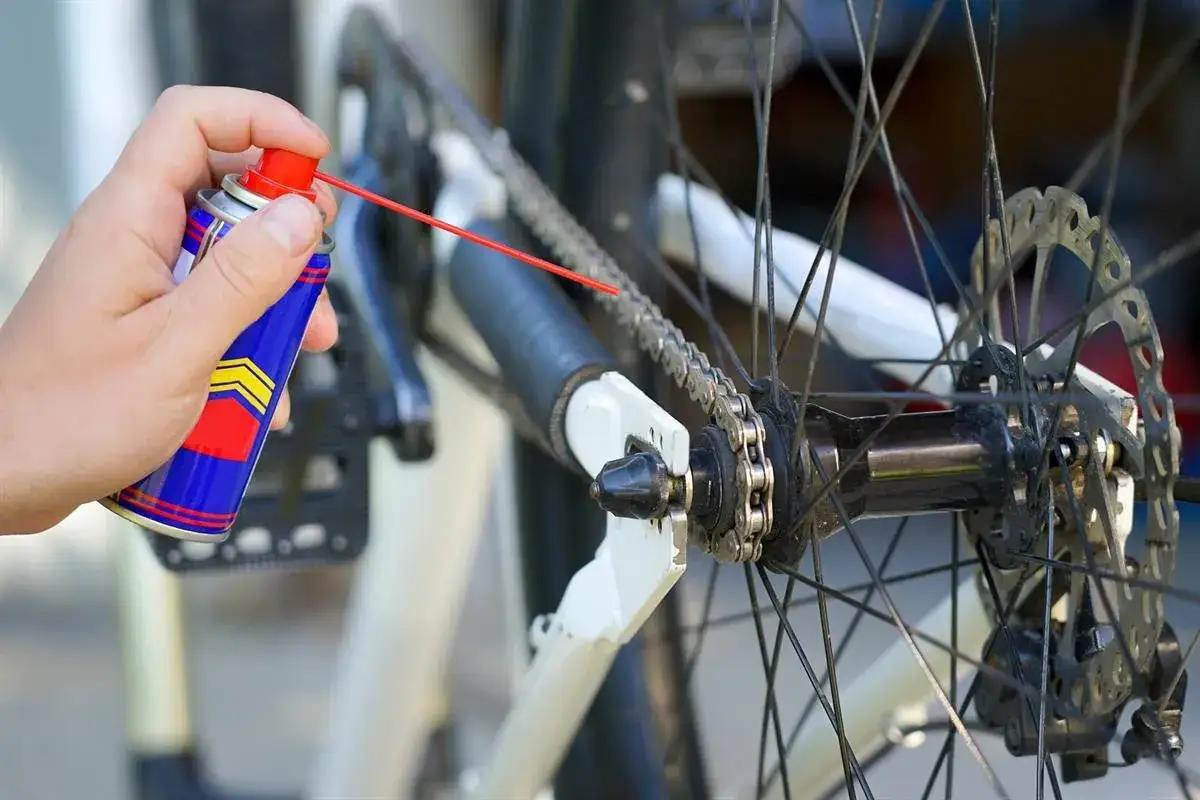 Zdjęcie Skuteczne sposoby na usunięcie rdzy z roweru bez wysiłku