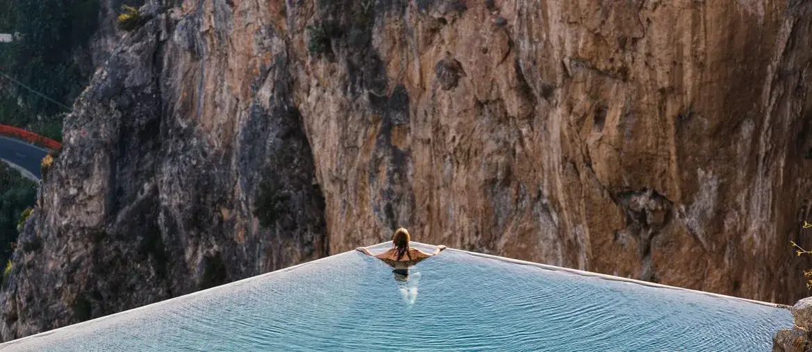 hotel piscina panoramica Italia