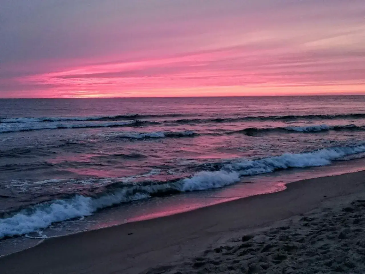 krajobraz wsch&oacute;d słońca nad Bałtykiem