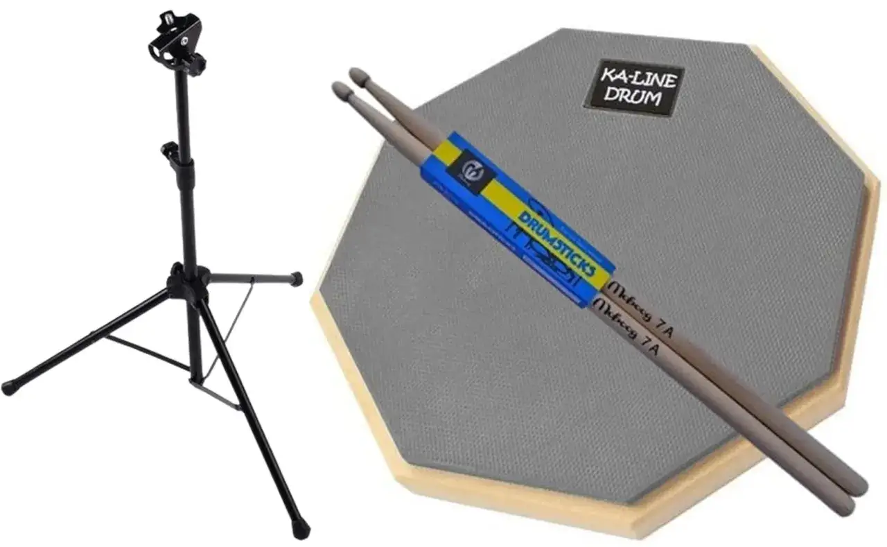 Stojak do pada perkusyjnego z pałeczkami.