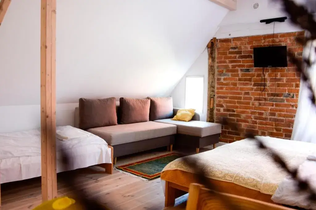 hostel agroturystyka couchsurfing zdjęcia