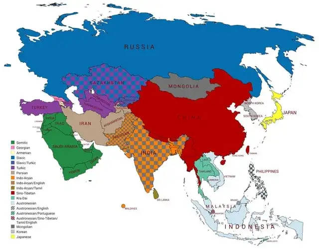 Mapa świata z zaznaczonymi obszarami język&oacute;w azjatyckich (chiński, japoński, koreański)