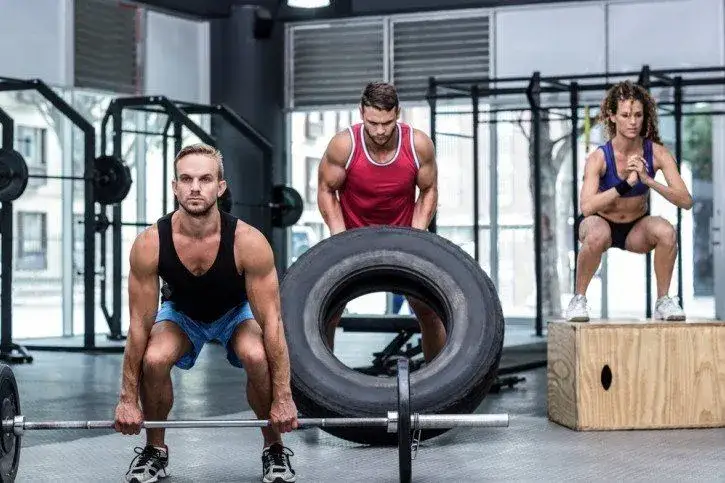 r&oacute;żne ćwiczenia crossfit