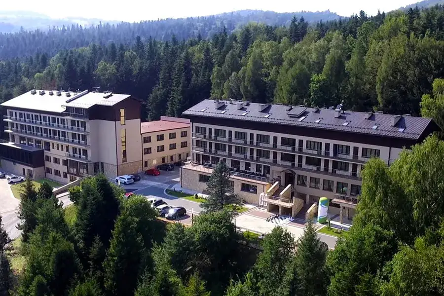 Zdjęcie Sanatoria w Rymanowie Zdroju z basenem - zdrowie i relaks w jednym