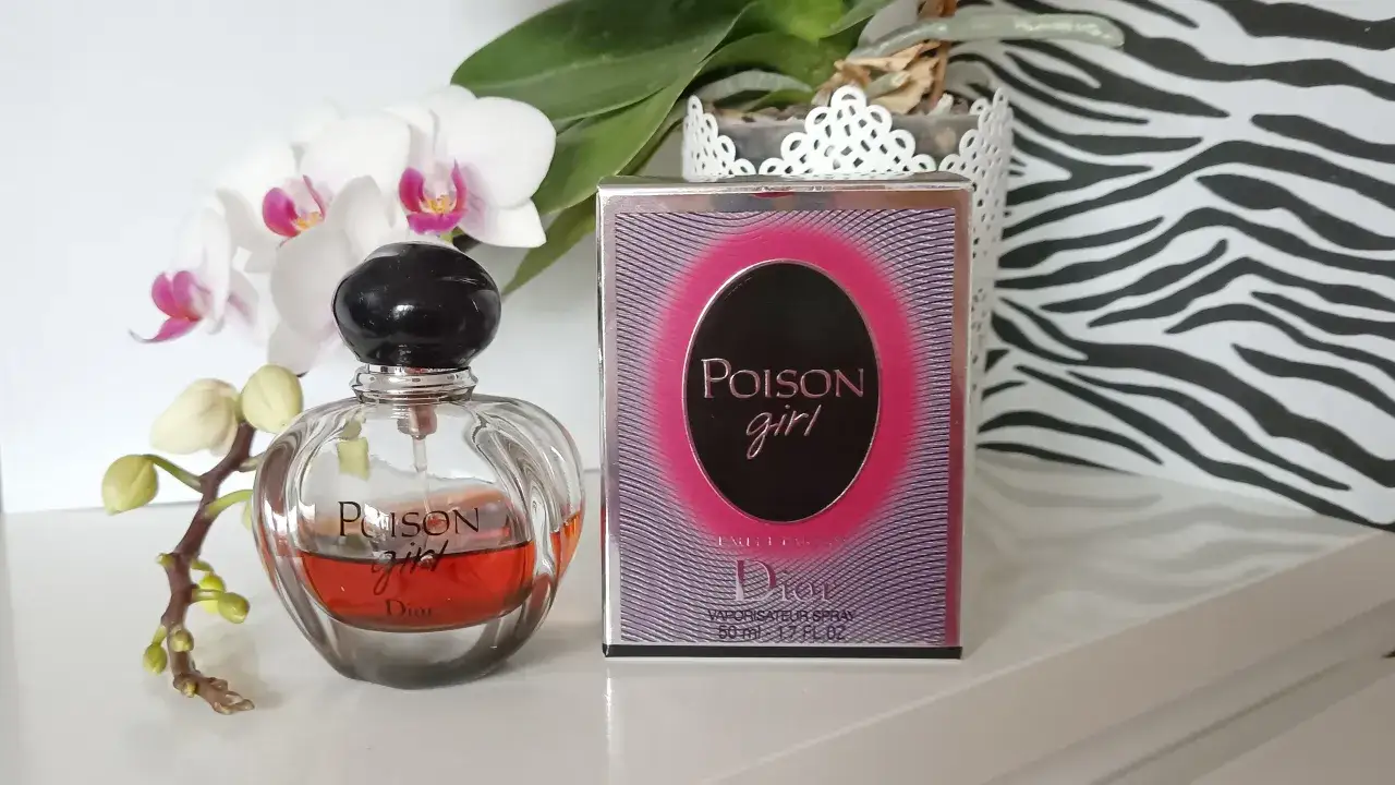 perfumy oryginalne vs podróbki porównanie opakowań