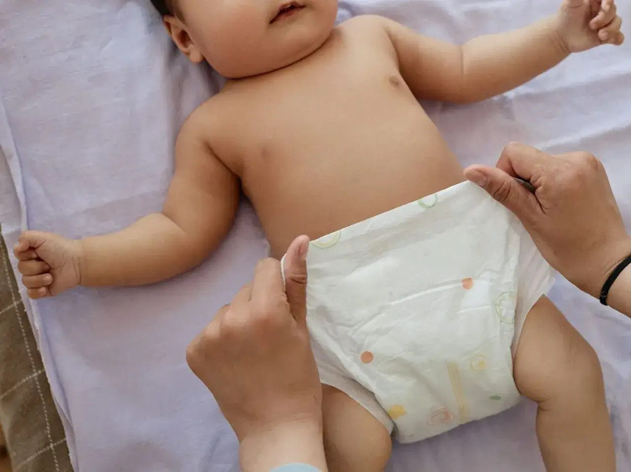 Pieluszka za mała odciski na sk&oacute;rze dziecka
