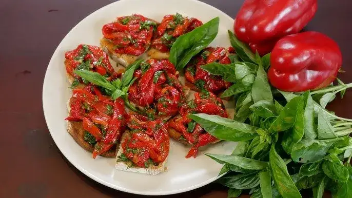 pieczona papryka z ziołami jako dodatek