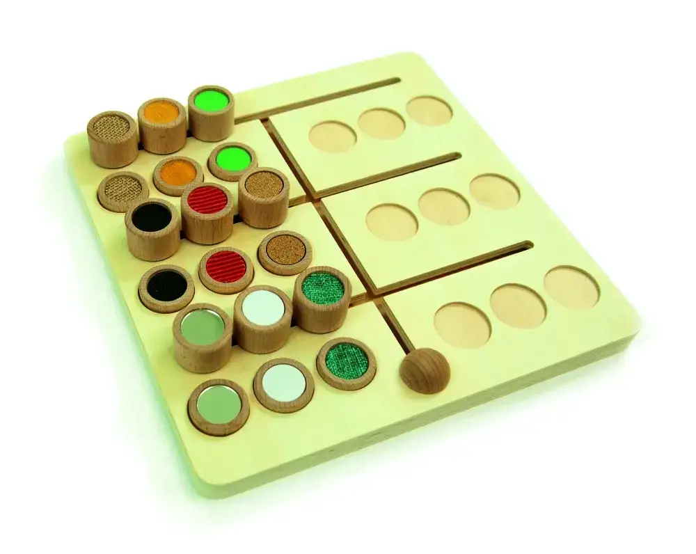 Zdjęcie Gra sensoryczna: jak wspiera rozwój dziecka i integrację sensoryczną