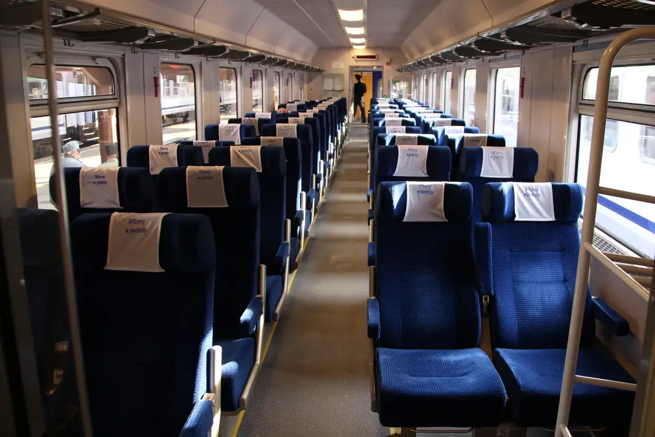 wnętrze wagonu TLK