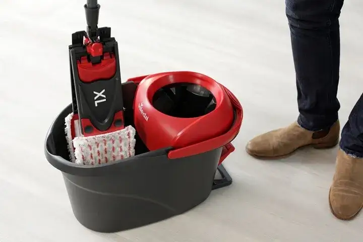 Vileda Ultramax i Vileda Ultramat Turbo zestawy obok siebie