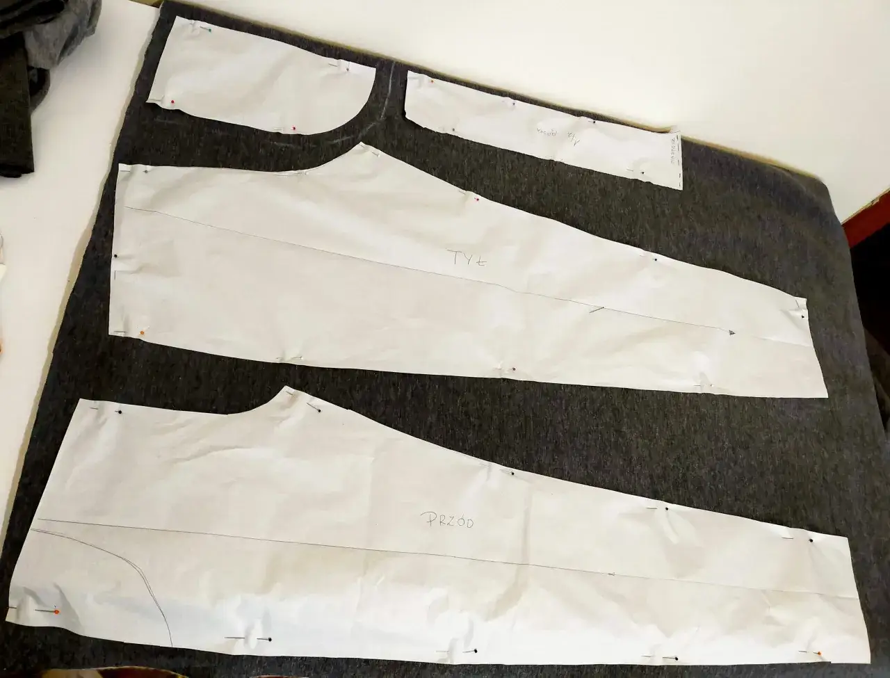 Dlaczego warto szyć własne ubrania