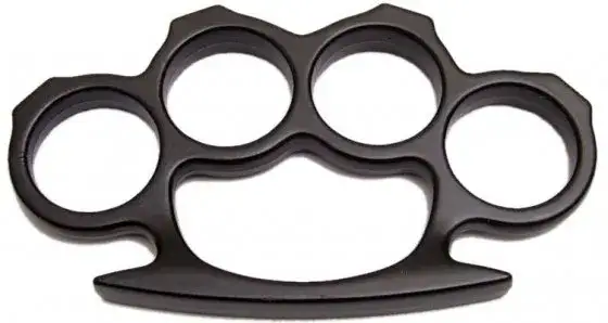 kastet kolekcjonerski vs prawdziwy, kastet z tworzywa