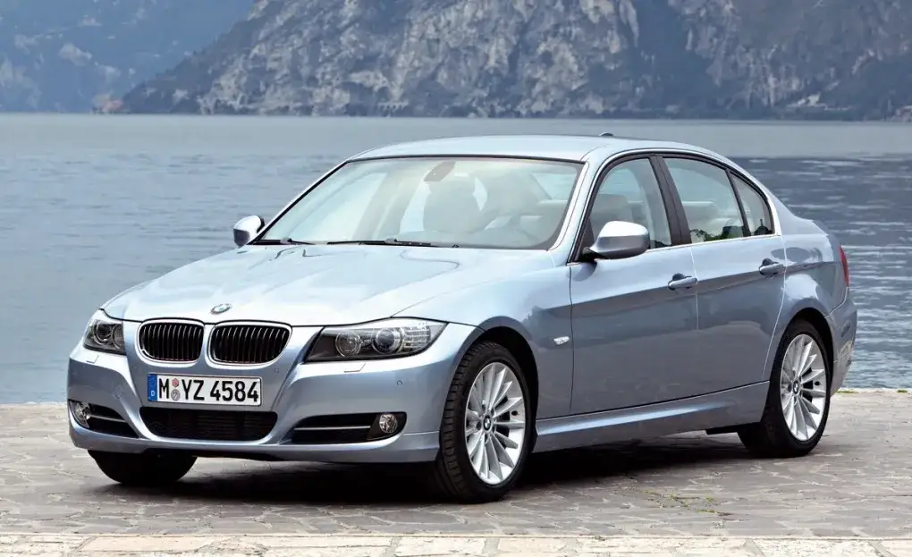 BMW E90 sedan LCI