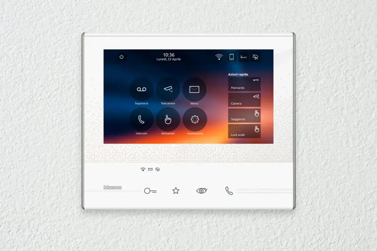 domofon analogowy vs cyfrowy por&oacute;wnanie