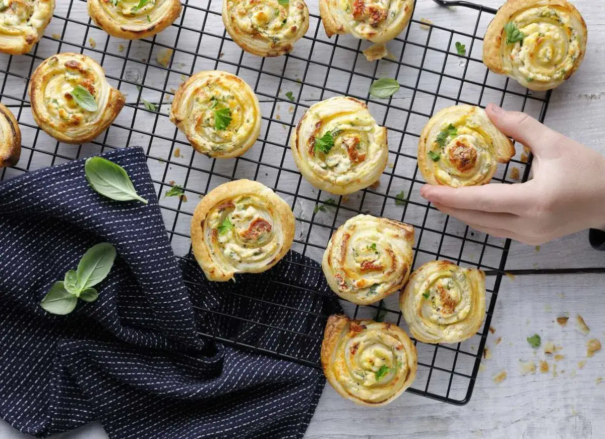 Jak zawijać ciastka francuskie klasyczne kształty