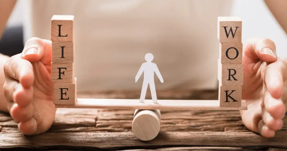 mindfulness w pracy, techniki relaksacyjne, work-life balance