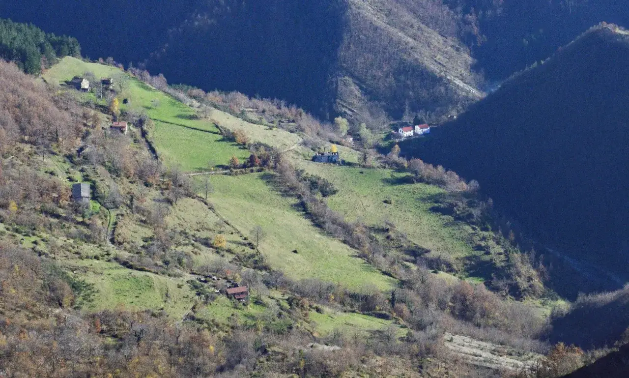 illustrazione versante montagna solatio bac&igrave;o