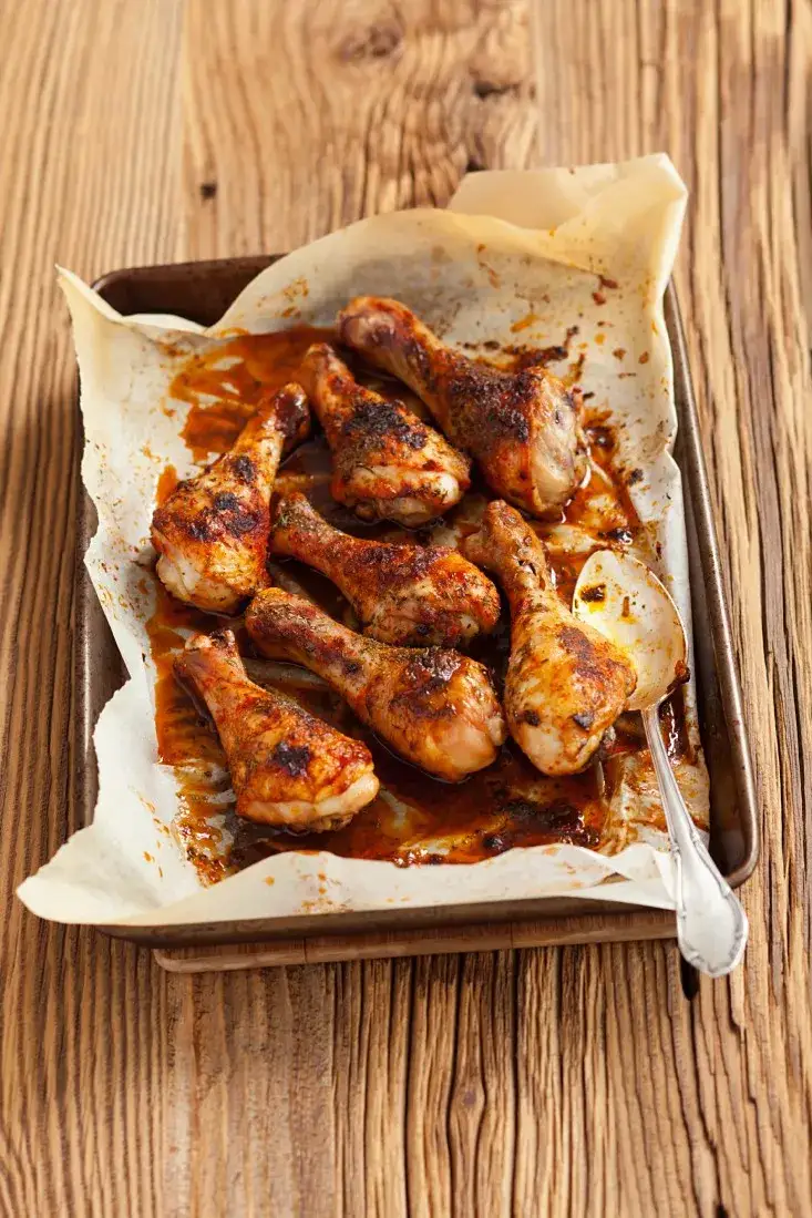 Zdjęcie Jak przyrządzić udka w piekarniku, aby były soczyste i chrupiące