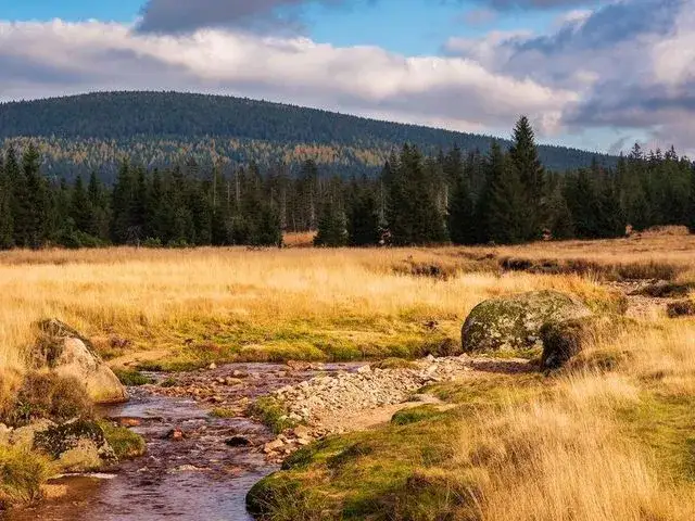 G&oacute;ry Izerskie panorama jesienią