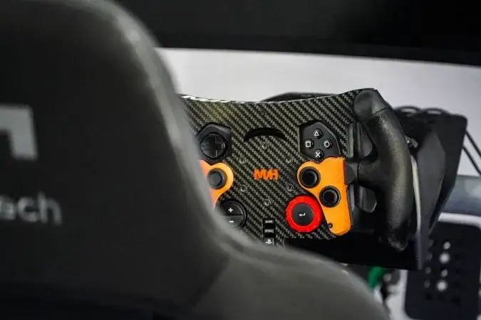 kierownice do simracingu dla początkujących i zaawansowanych