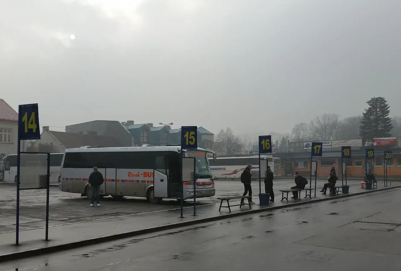 Dojazd do Dworca MDA Nowy Sącz komunikacja miejska