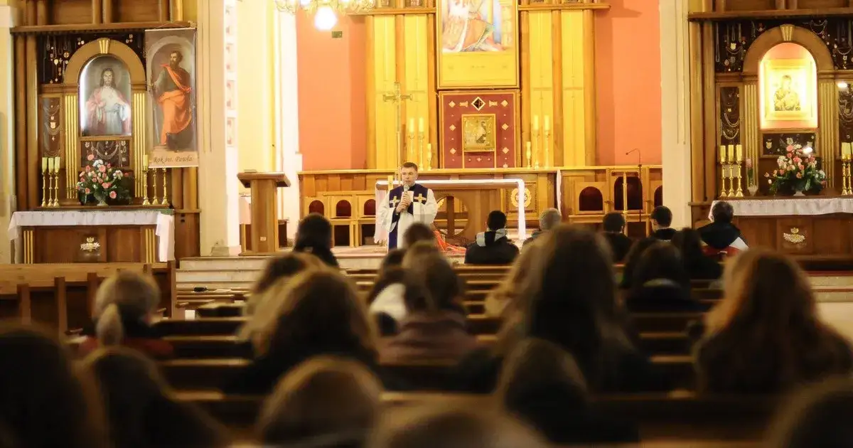 Zdjęcie Rekolekcje szkolne 2025: sprawdzone terminy i najważniejsze informacje