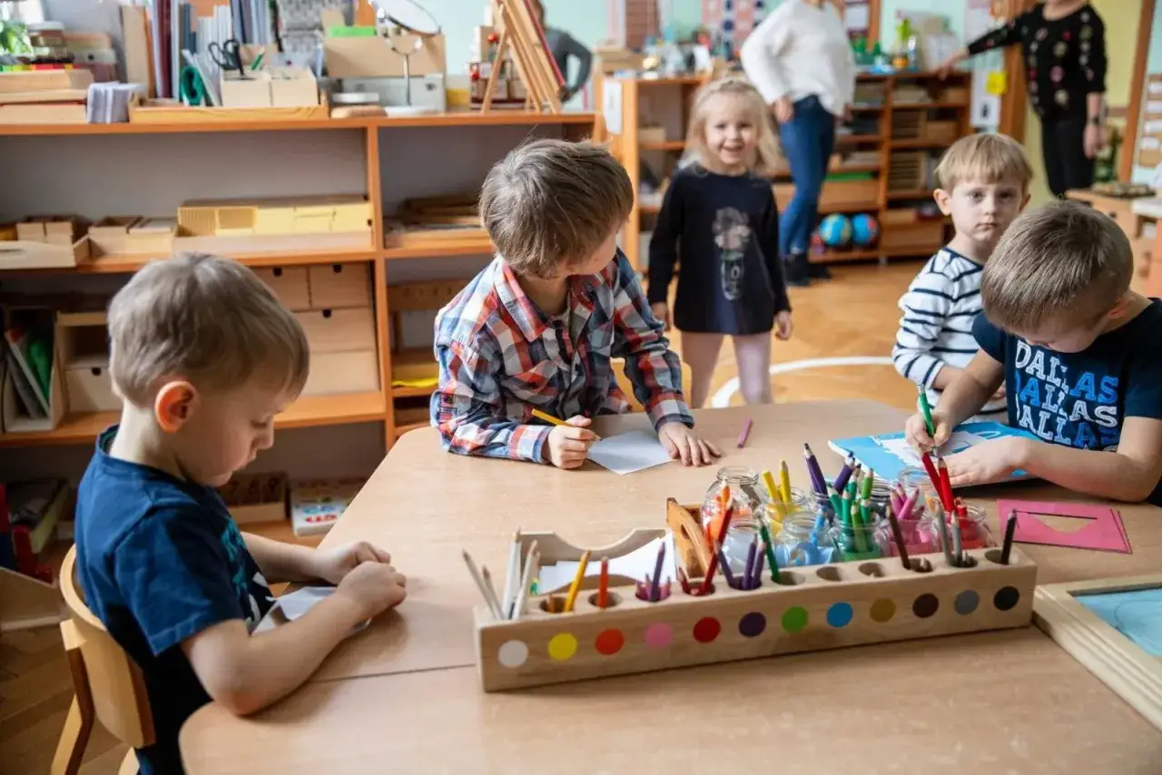 Zdjęcie Czy można zapisać dziecko do przedszkola w trakcie roku? Oto odpowiedzi