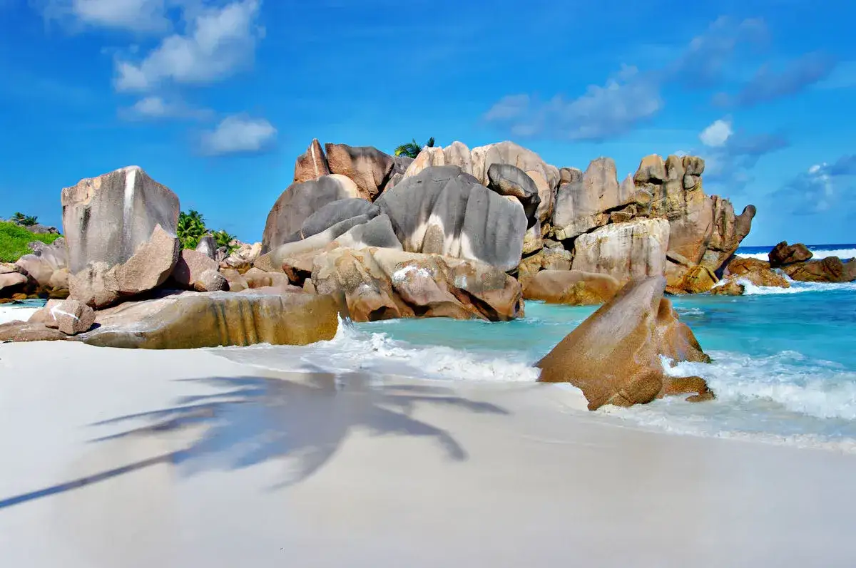 Zdjęcie Seszele kiedy jechać - odkryj najlepszy czas na wymarzone wakacje