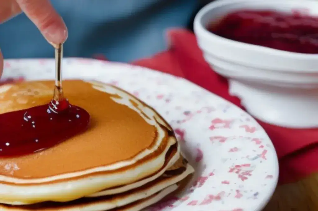 Zdjęcie Ile gram ma pizza 30 cm? Sprawdź wagę i porównaj z innymi rozmiarami!