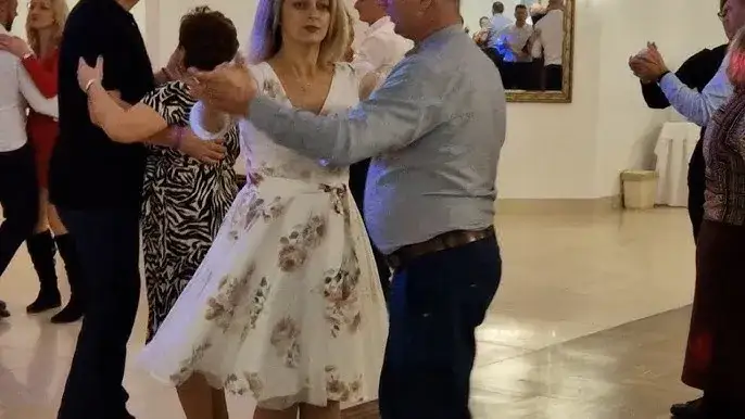 Zdjęcie Walczyk czekoladowy: Zapomniana polska zabawa taneczna