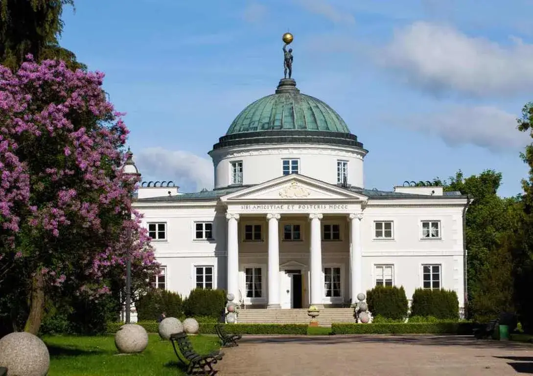 Zdjęcie Lubostroń atrakcje: odkryj fascynujące miejsca i wydarzenia w regionie