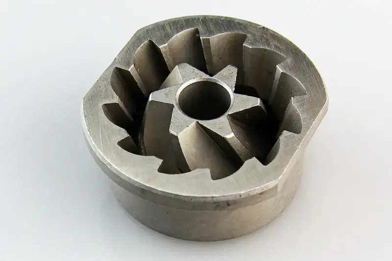 Zdjęcie Młynek do kawy ceramiczny czy stalowy – co wybrać, aby nie żałować?