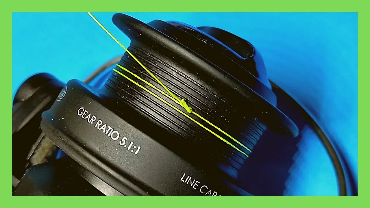 nawijanie plecionki na kołowrotek, węzeł do plecionki