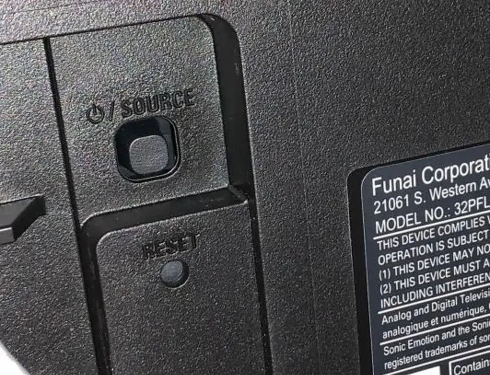 Manta TV physical buttons side back