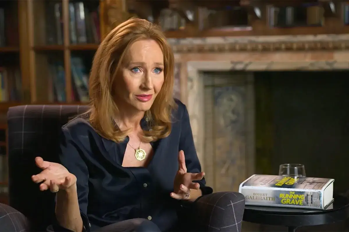 J.K. Rowling, autorka książki 