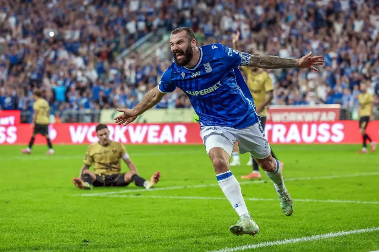 Mikael Ishak Lech Poznań