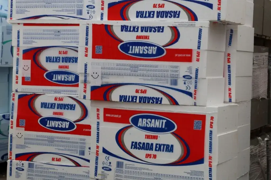 rodzaje styropianu opakowaniowego i budowlanego
