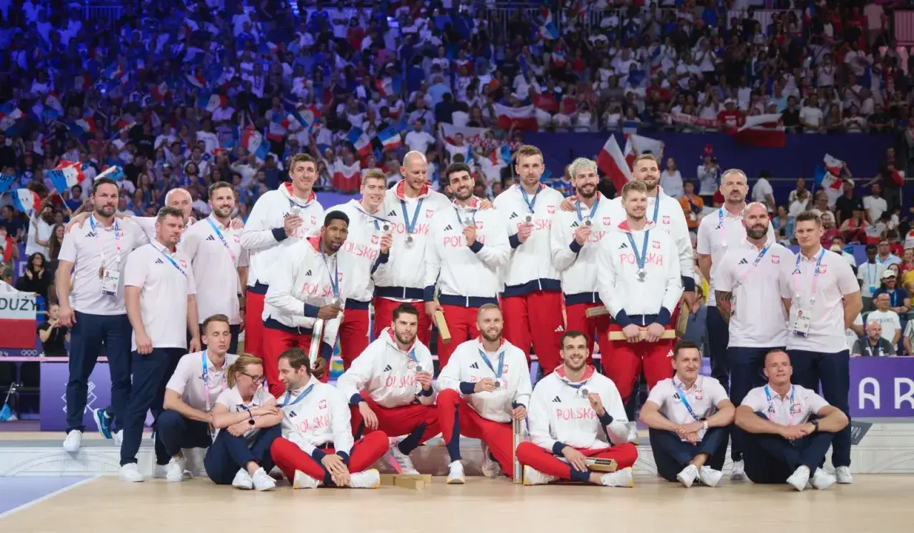 Siatkarze Polski z medalami, dumny zespół po sukcesie na mistrzostwach świata. Tabela wyników na ich korzyść!