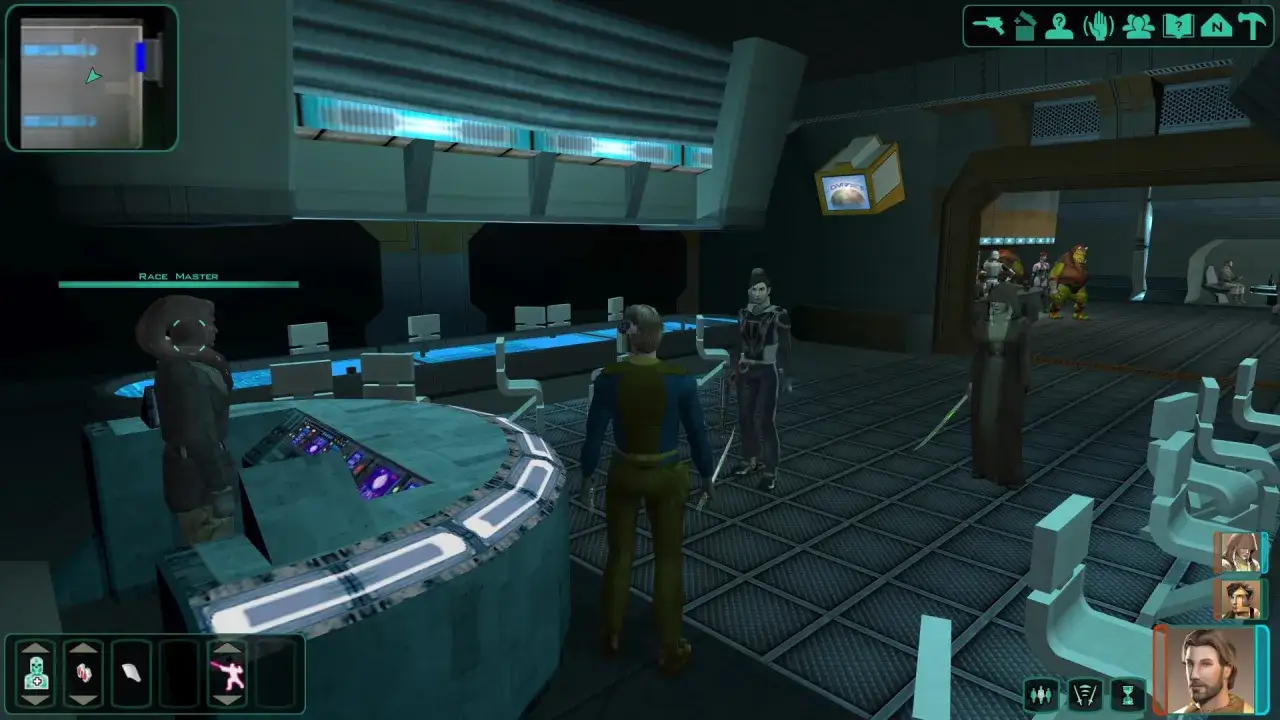 Postacie z gry Star Wars: Knights of the Old Republic II, z polskim spolszczeniem, czekają na gracza w futurystycznym wnętrzu.
