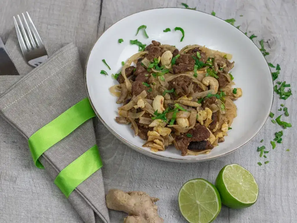składniki na pad thai z wołowiną