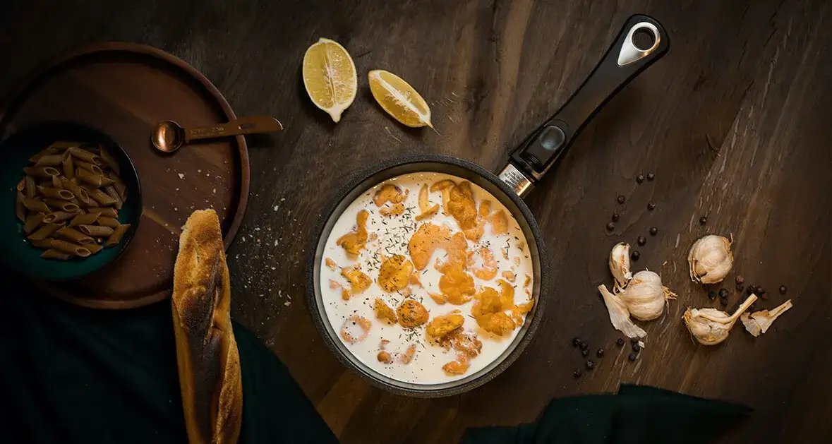 Zdjęcie Sos kurkowy z czym podać? Odkryj idealne połączenia smakowe