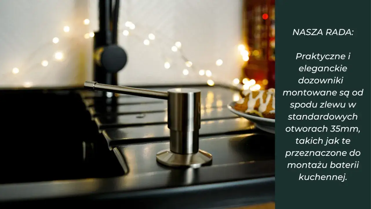 Elegancki, metalowy dozownik na płyn do naczyń w zlewie, zamontowany w standardowym otworze.