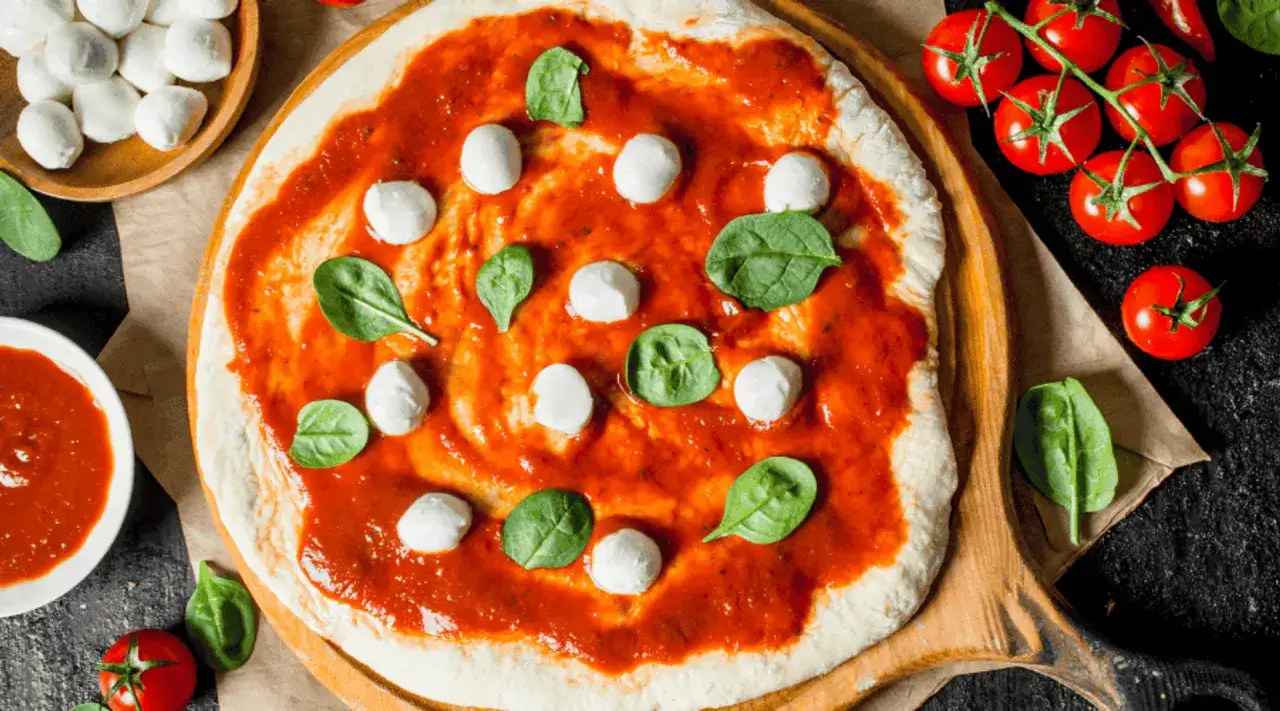 składniki na sos do pizzy San Marzano mozzarella