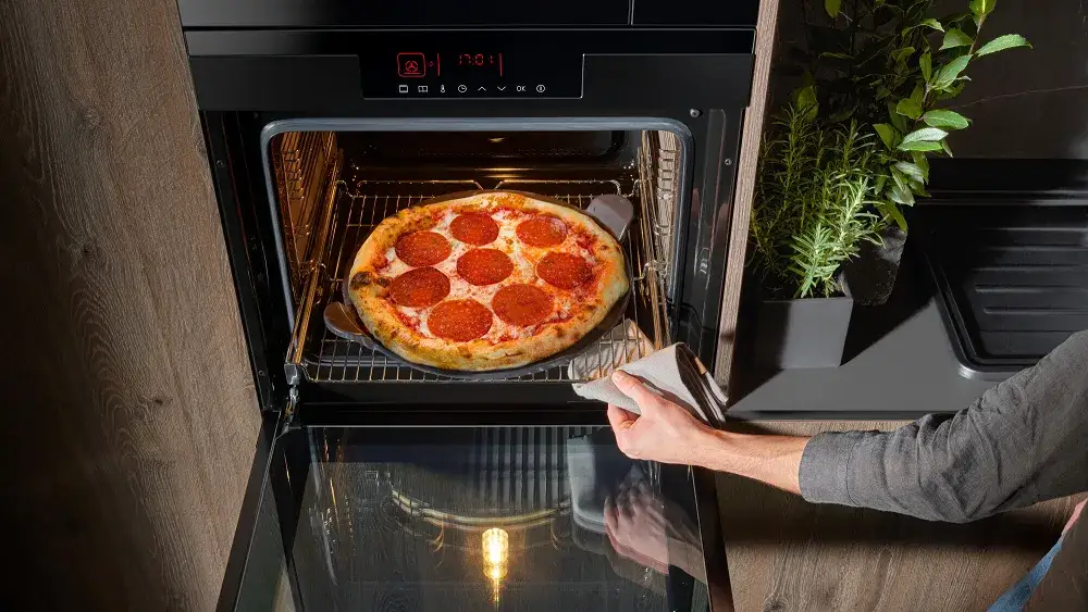 Zdjęcie Jaką temperaturę ustawić w piekarniku, aby pizza była idealna?