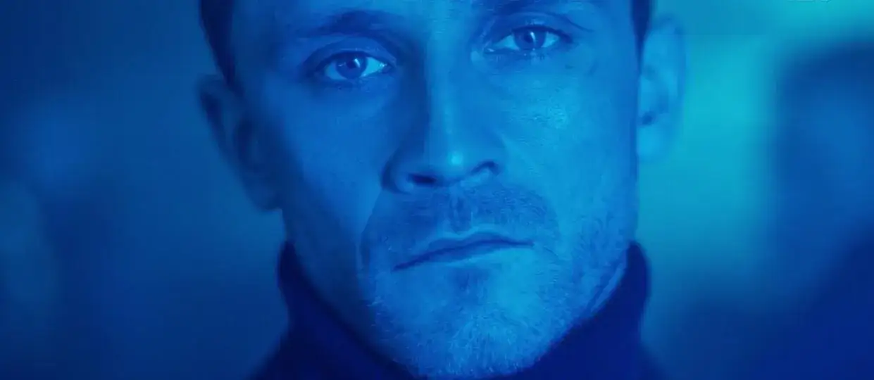 Zdjęcie Ślepnąc od świateł recenzja: Co krytycy mówią o tym niezwykłym serialu?